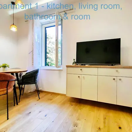 Relax And Enjoy * Split