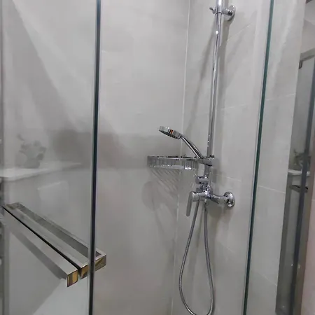 Relax And Enjoy سبليت